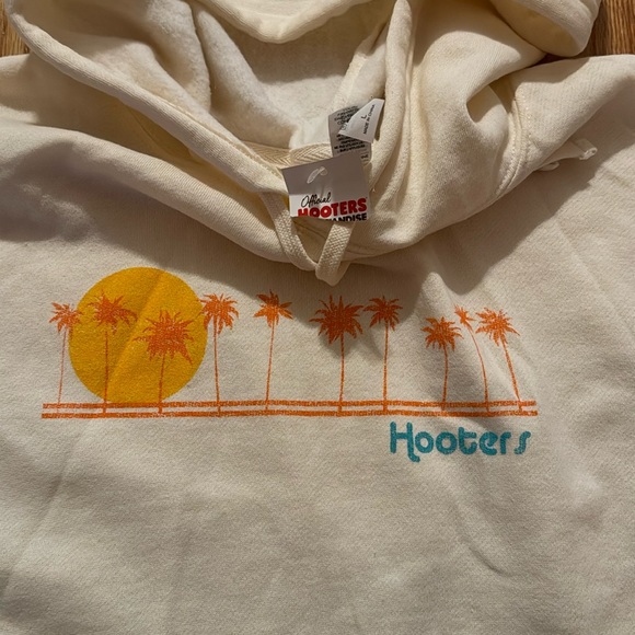 Hooters Crop Sweatshirt - Picture 2 of 4